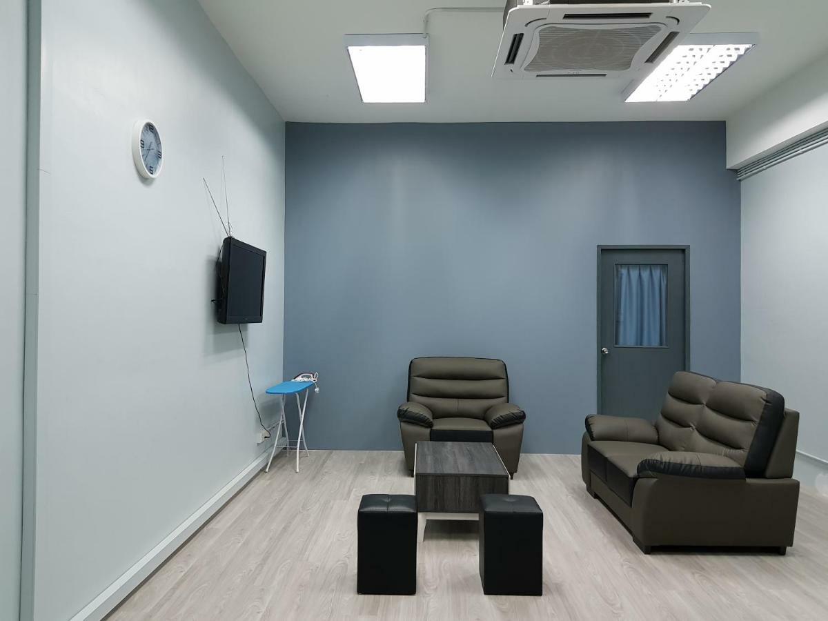 Ss Homestay Borneo Housing Sl4A Kuching Exterior photo